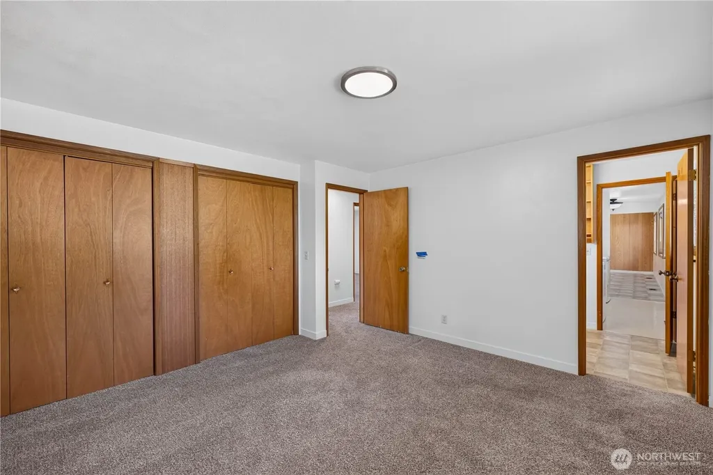 1509 Avon Avenue Burlington WA 98233