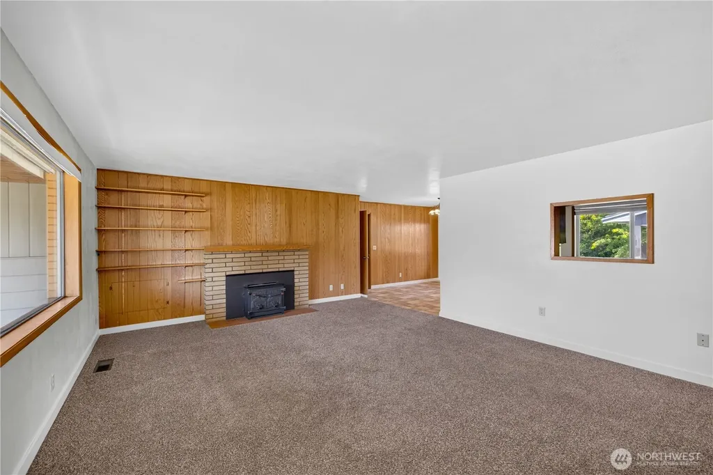 1509 Avon Avenue Burlington WA 98233