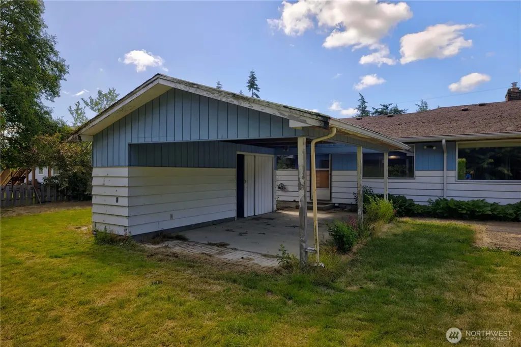 1509 Avon Avenue Burlington WA 98233