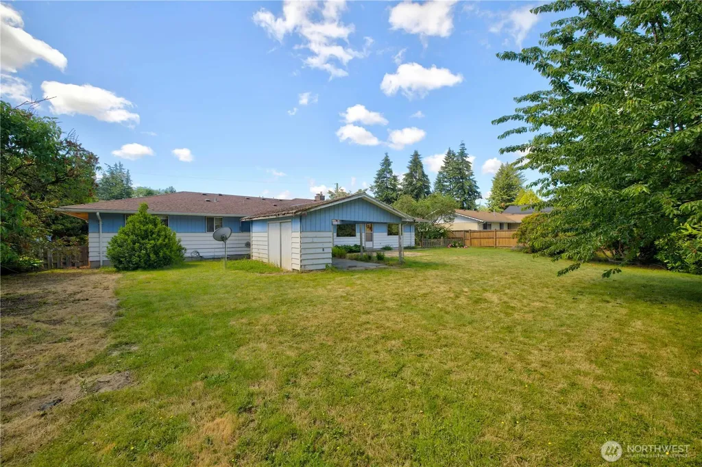1509 Avon Avenue Burlington WA 98233