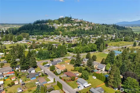 1509 Avon Avenue Burlington WA 98233