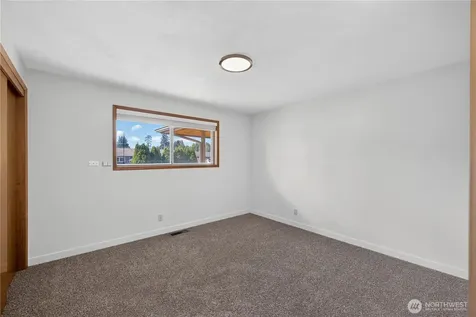1509 Avon Avenue Burlington WA 98233