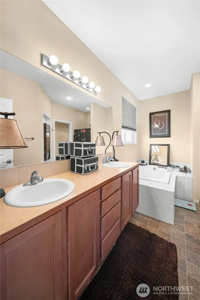 5240 54th Avenue SE Lacey WA 98503