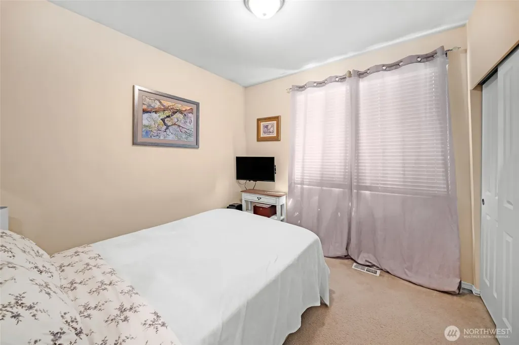 5240 54th Avenue SE Lacey WA 98503