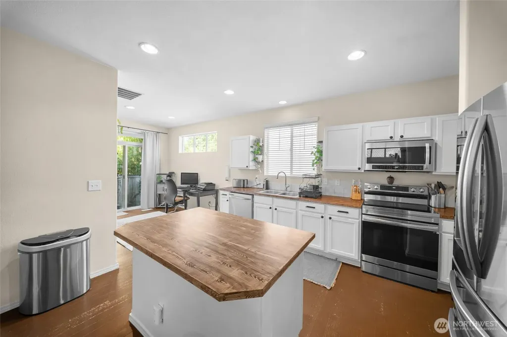 5240 54th Avenue SE Lacey WA 98503