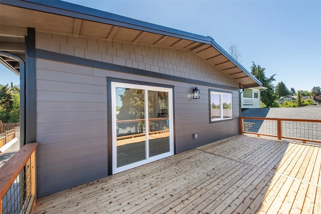 320 E Lopez Avenue Port Angeles WA 98362