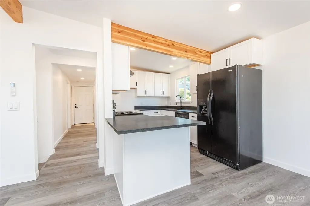 320 E Lopez Avenue Port Angeles WA 98362