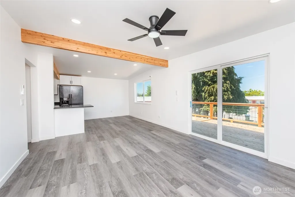 320 E Lopez Avenue Port Angeles WA 98362