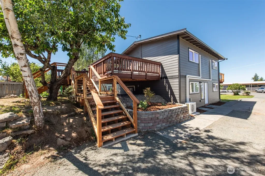 320 E Lopez Avenue Port Angeles WA 98362