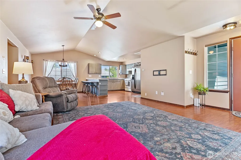 1433 St Paul Street Bellingham WA 98229