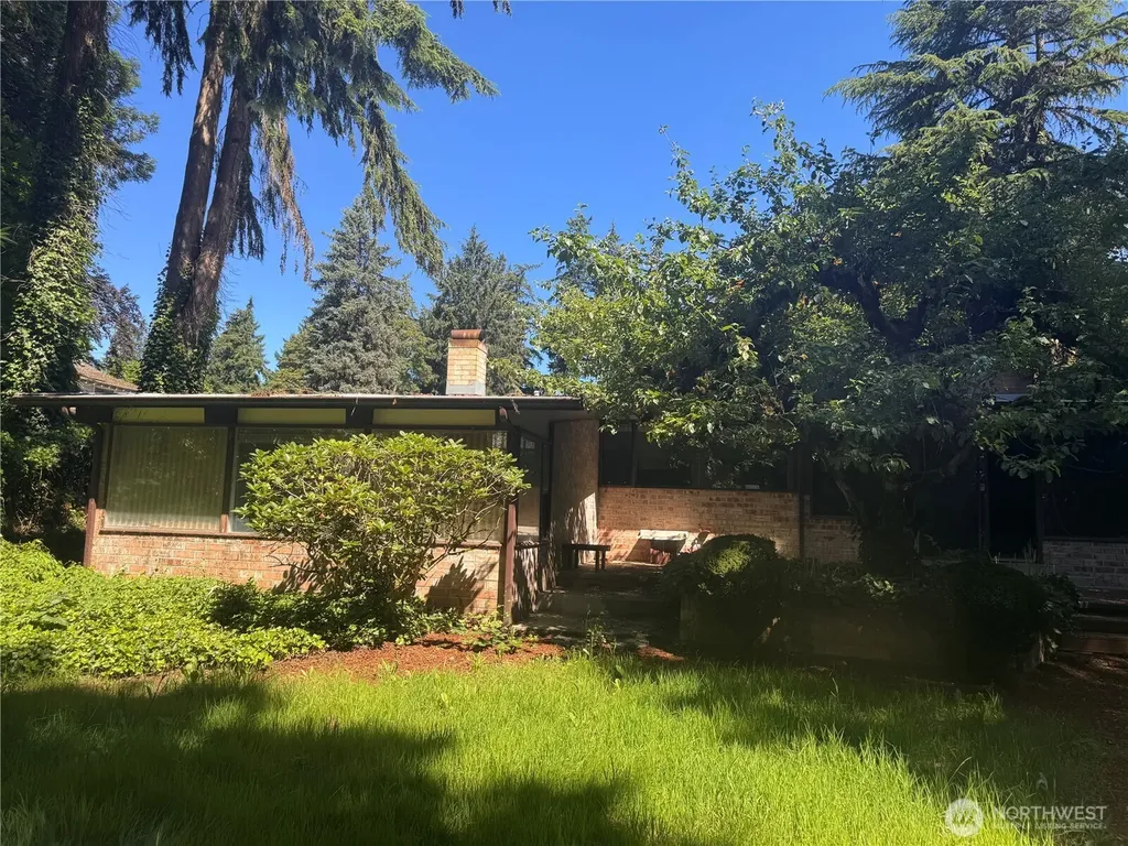 10419 Brook Lane SW Lakewood WA 98499