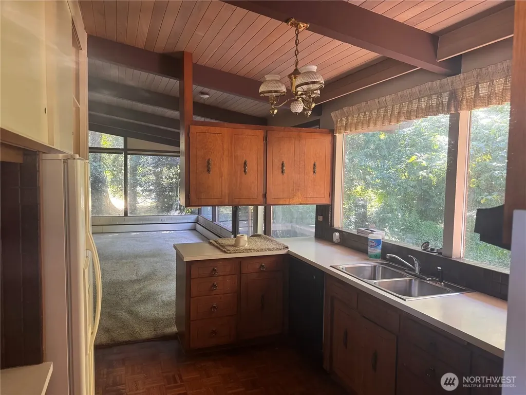 10419 Brook Lane SW Lakewood WA 98499