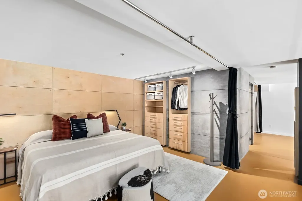 66 Bell Street Seattle WA 98121