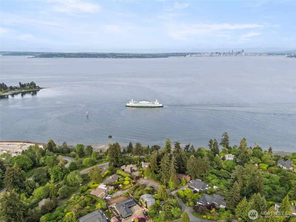 10879 Bill Point Circle NE Bainbridge Island WA 98110