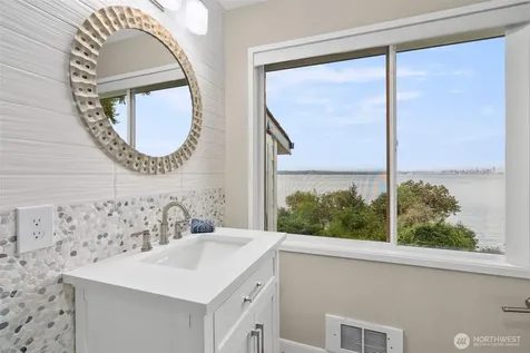 10879 Bill Point Circle NE Bainbridge Island WA 98110