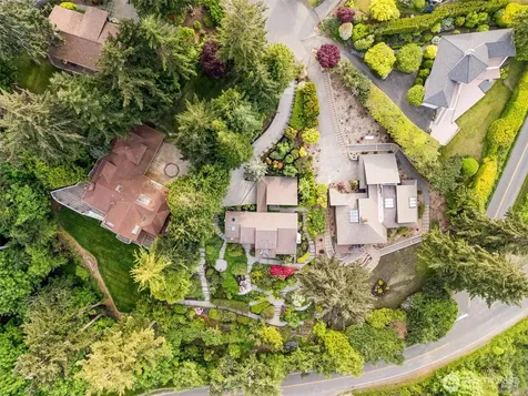 10879 Bill Point Circle NE Bainbridge Island WA 98110