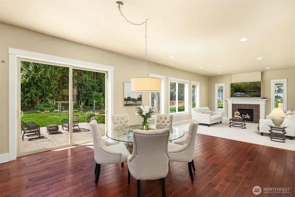 20125 SE 24th Street Sammamish WA 98075