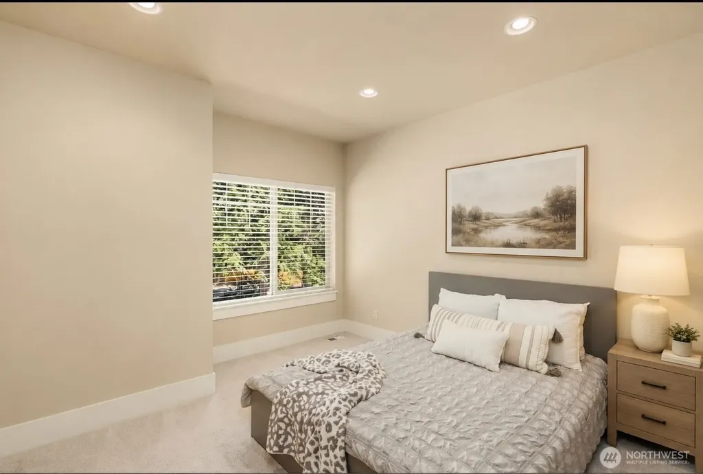 20125 SE 24th Street Sammamish WA 98075