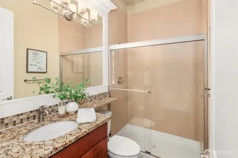 20125 SE 24th Street Sammamish WA 98075