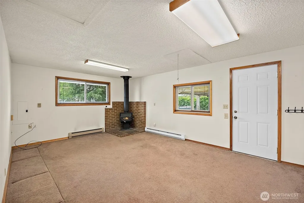 12152 Alaska Street S Tacoma WA 98444