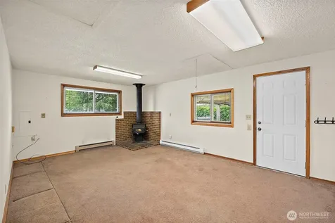 12152 Alaska Street S Tacoma WA 98444
