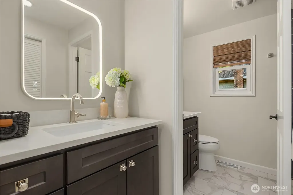 20603 NE 37th Way Sammamish WA 98074