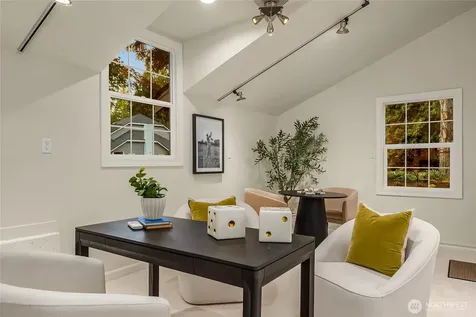 20603 NE 37th Way Sammamish WA 98074