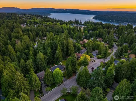 20603 NE 37th Way Sammamish WA 98074