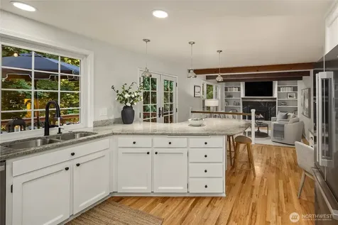 20603 NE 37th Way Sammamish WA 98074