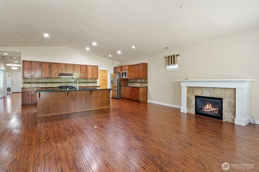 15372 SE 160th Place Renton WA 98058