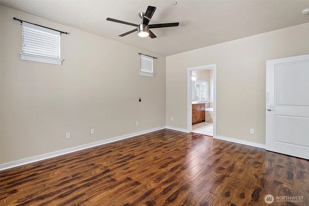 15372 SE 160th Place Renton WA 98058