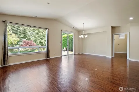 15372 SE 160th Place Renton WA 98058