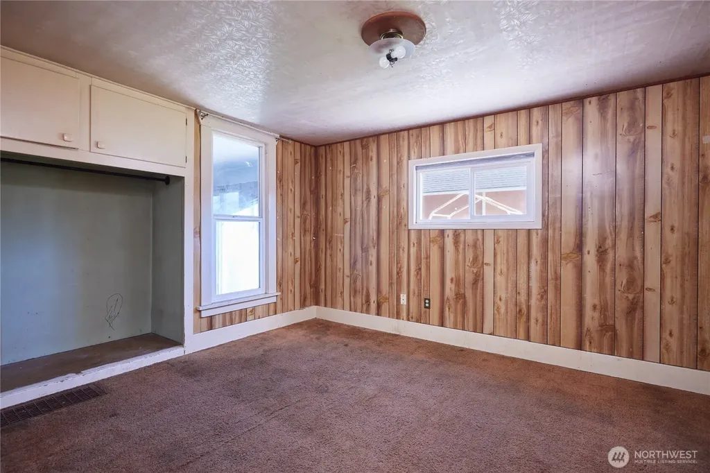 303 E Oak Street Walla Walla WA 99362