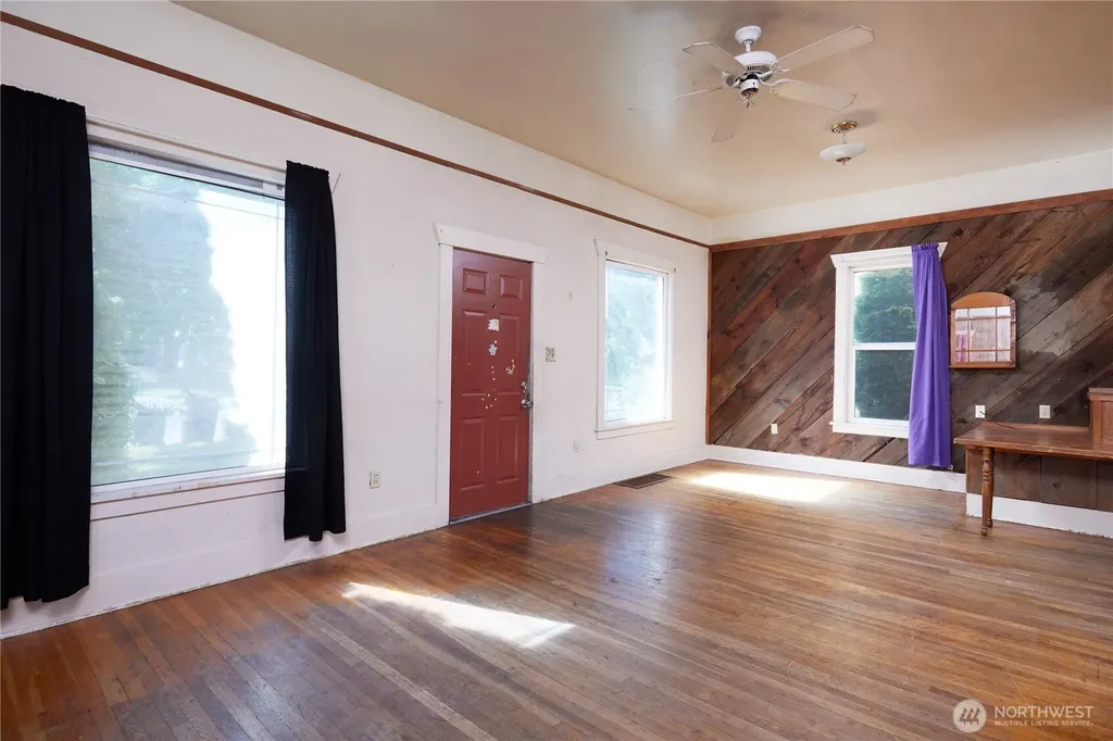 303 E Oak Street Walla Walla WA 99362