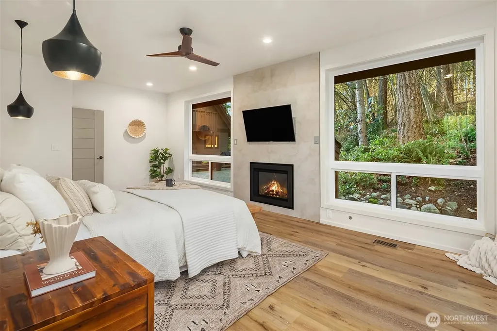 25112 SE 17th Street Sammamish WA 98075