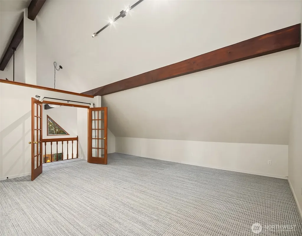 25112 SE 17th Street Sammamish WA 98075
