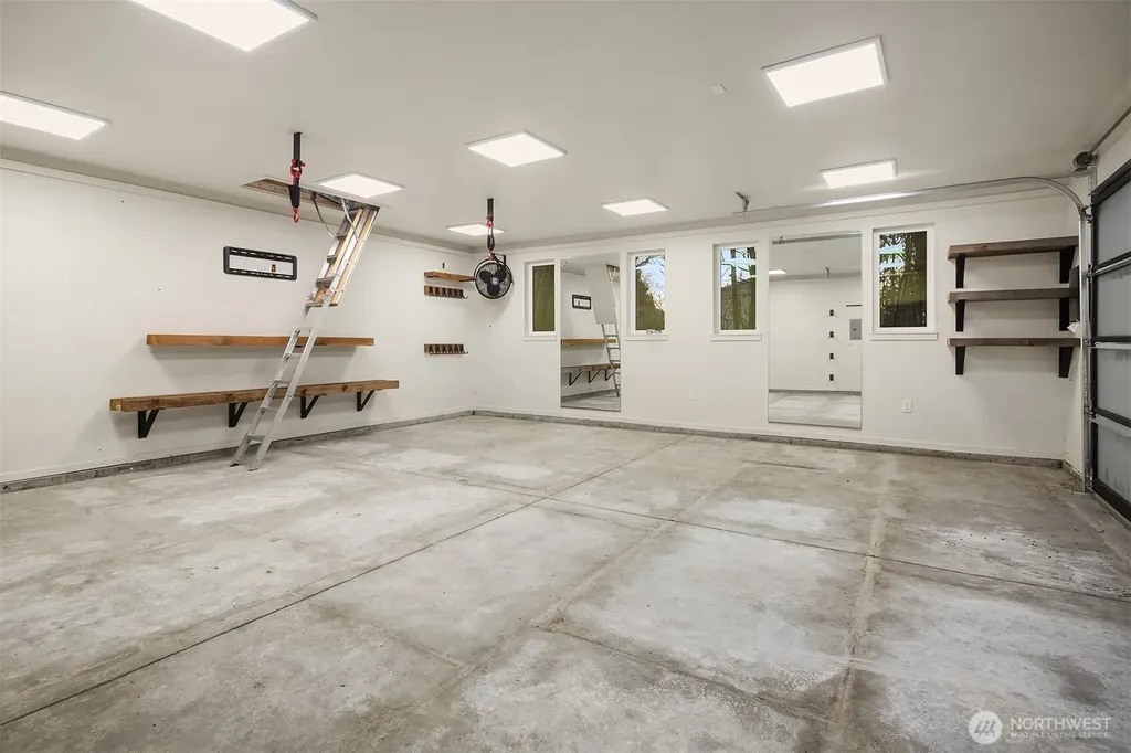 25112 SE 17th Street Sammamish WA 98075