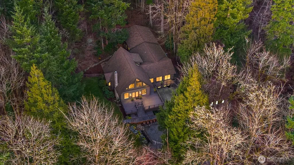 25112 SE 17th Street Sammamish WA 98075