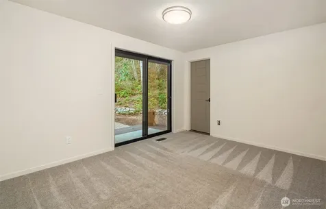 25112 SE 17th Street Sammamish WA 98075