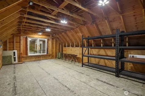 25112 SE 17th Street Sammamish WA 98075