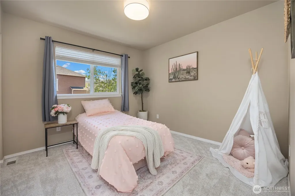 30022 125th Court SE Auburn WA 98092