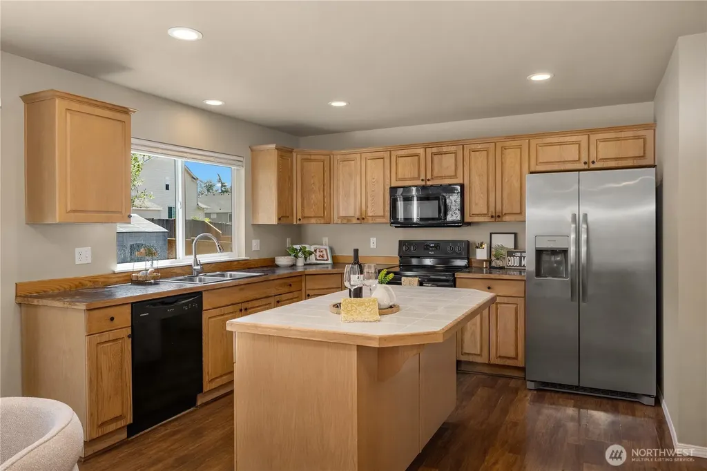 30022 125th Court SE Auburn WA 98092