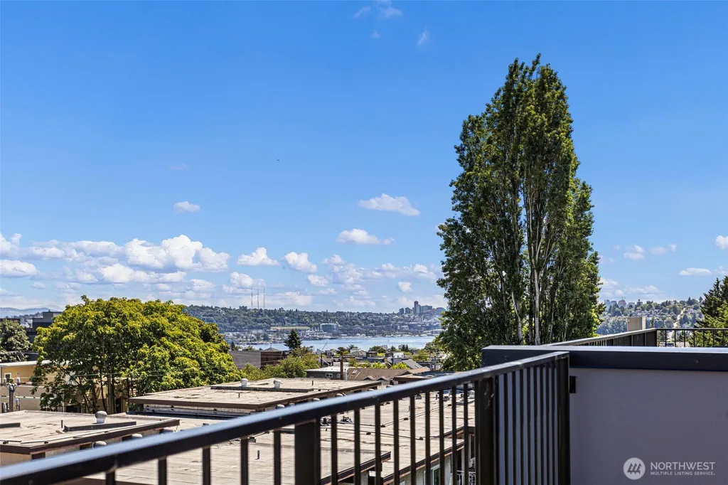 4430 Dayton Avenue N Seattle WA 98103