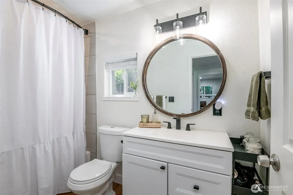 402 96th Street S Tacoma WA 98444