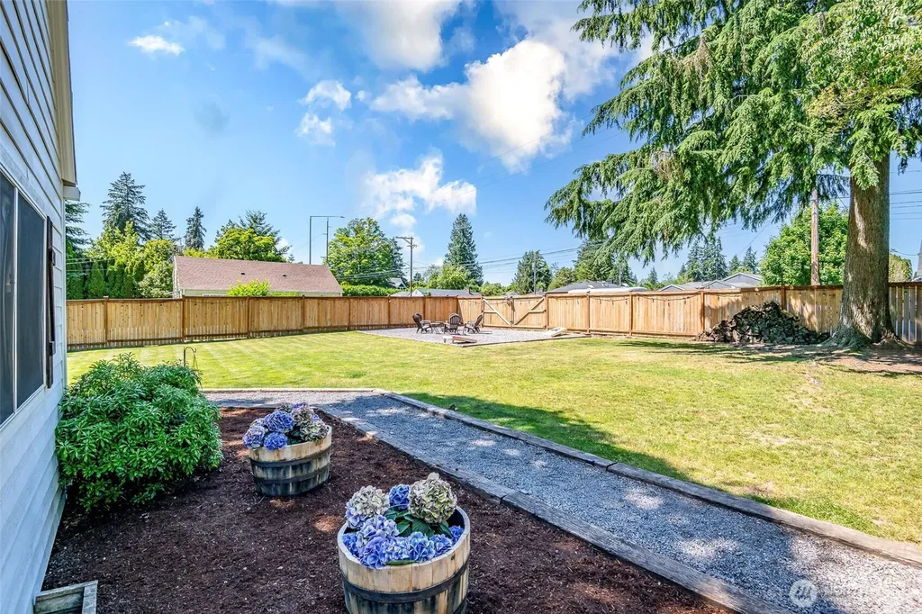 402 96th Street S Tacoma WA 98444