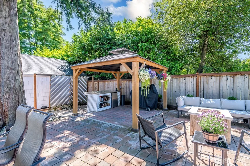 402 96th Street S Tacoma WA 98444