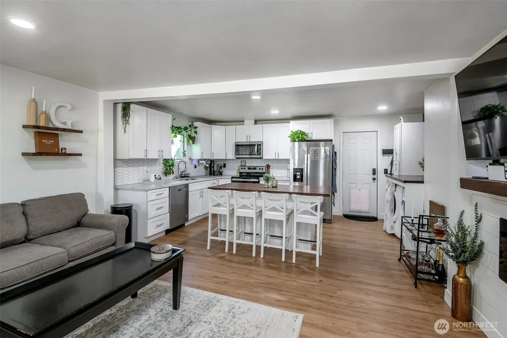 402 96th Street S Tacoma WA 98444