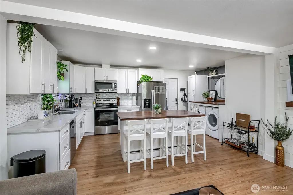 402 96th Street S Tacoma WA 98444