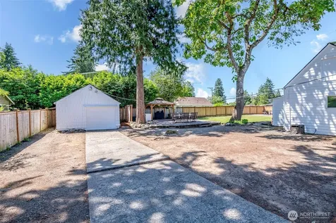 402 96th Street S Tacoma WA 98444