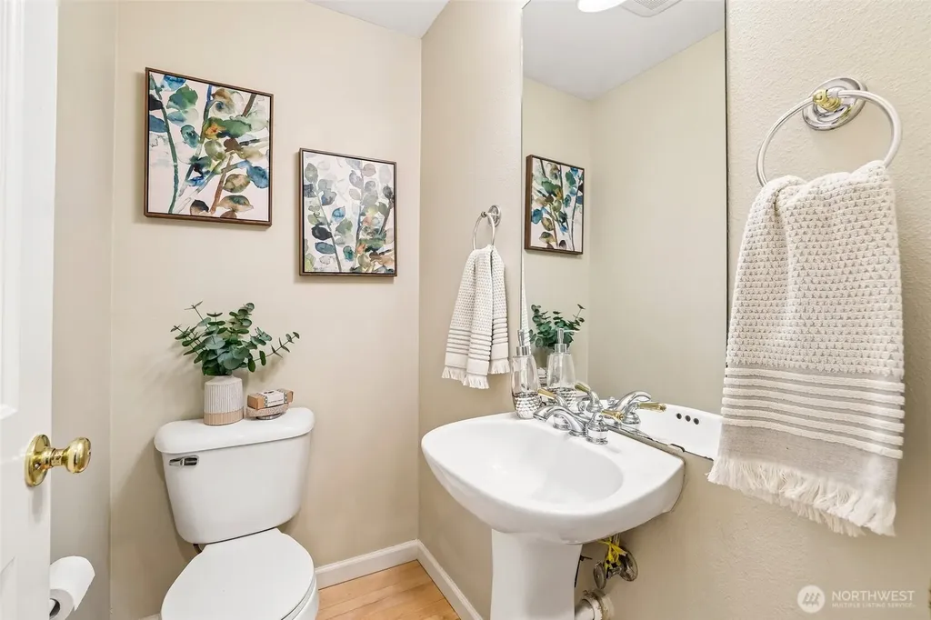 2680 139th Ave SE Bellevue WA 98005